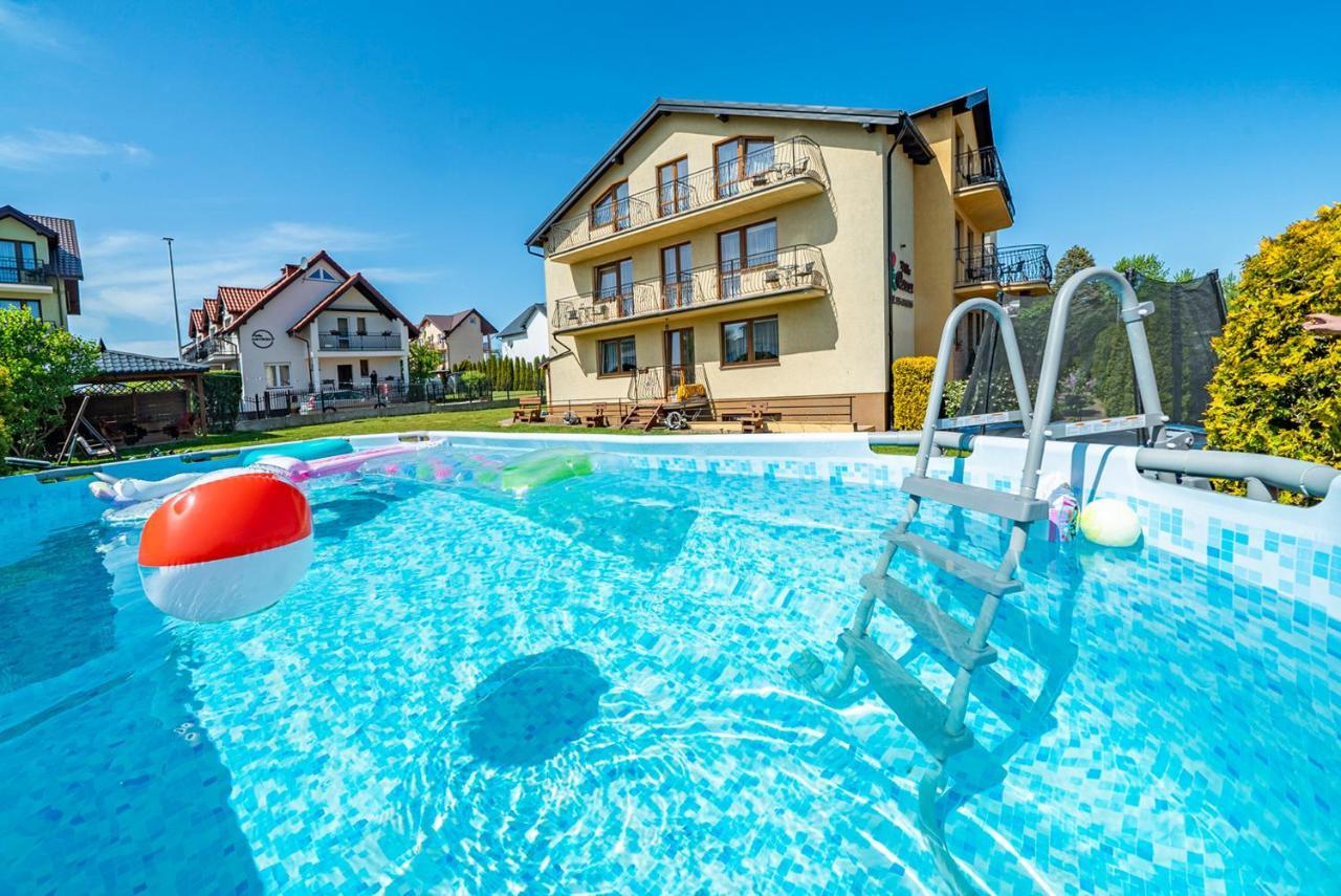 Willa Rossa Władysławowo Exteriör bild